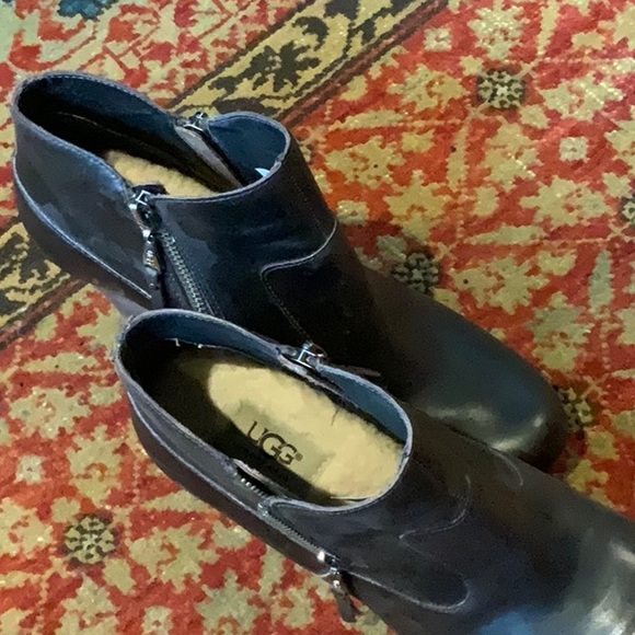 Ugg Meredith booties 8.5 - Picture 5 of 6